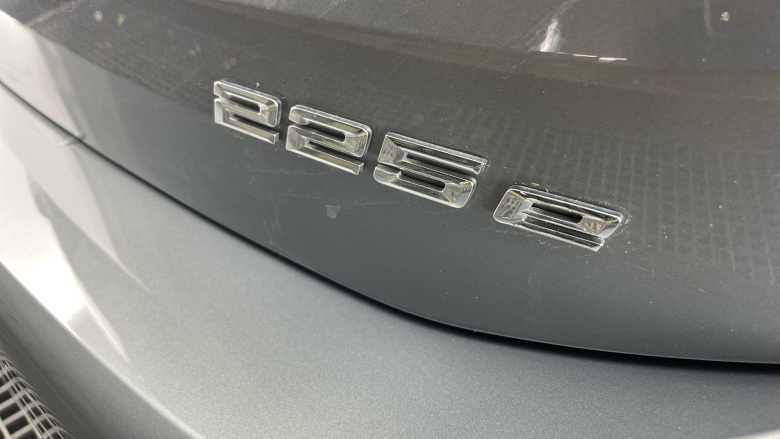 BMW 2 Series 225e xDrive M Sport 5dr DCT [Tech Plus Pack] Hatchback